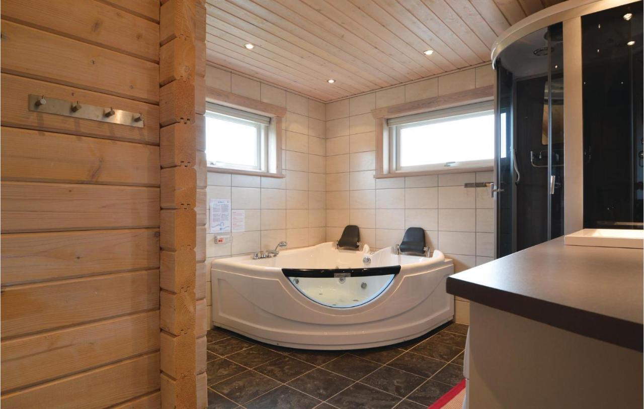 3 Bedroom Cozy Home In Hemmet Eksteriør bilde